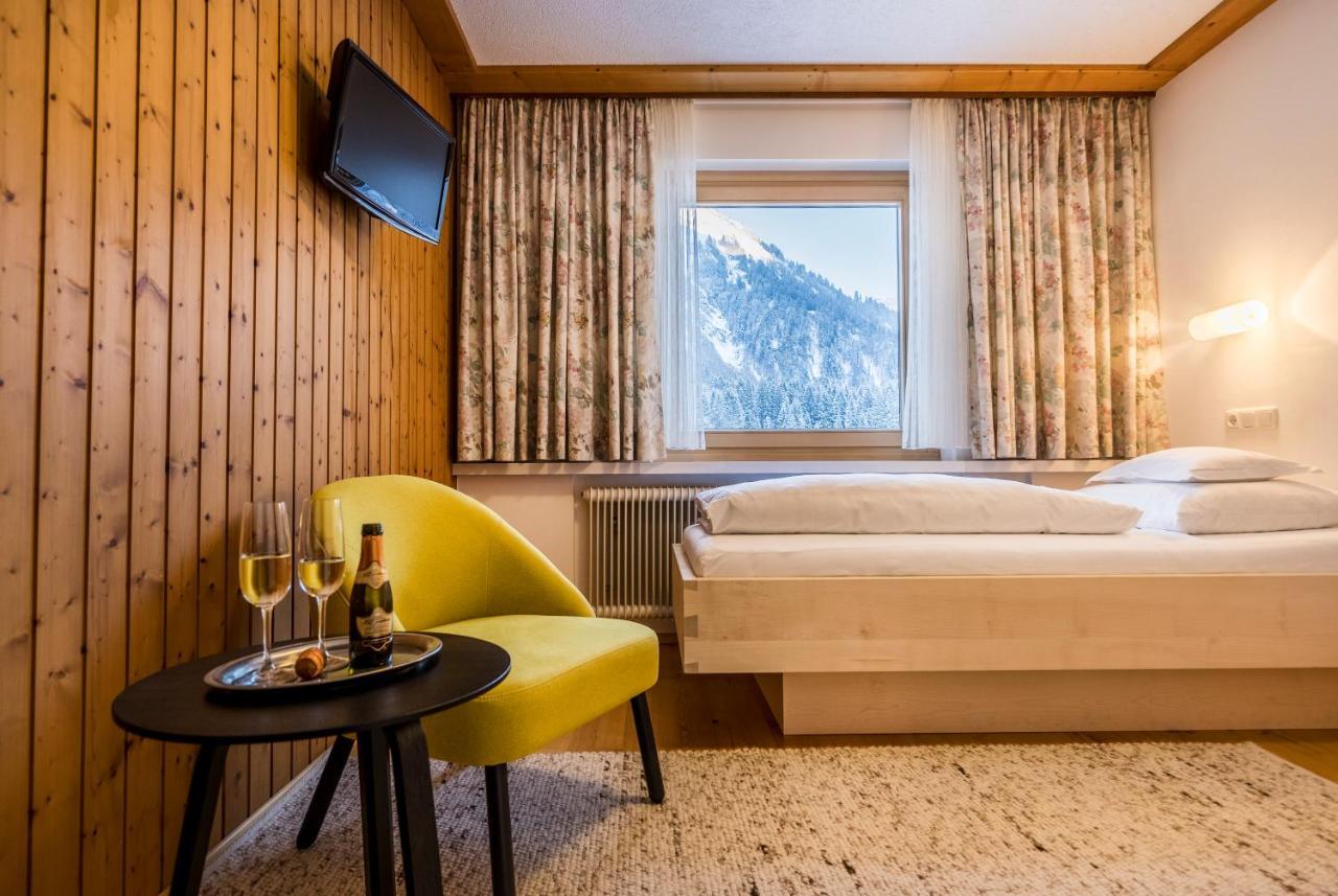 Boutiquehotel Das Edelweiss Schoppernau Dış mekan fotoğraf